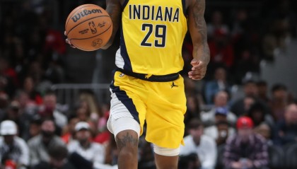 场均5.8分1.6板！步行者官方：球队以双向合同续签昆顿-杰克逊