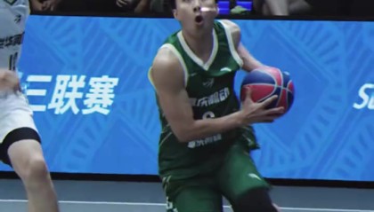 pg电子试玩入口-超三联赛——前面很帅，后面很__？