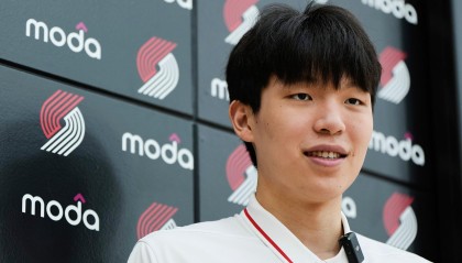 pg电子app-媒体人：杨瀚森今天随队出征拉斯维加斯 也进行了夏联前的训练